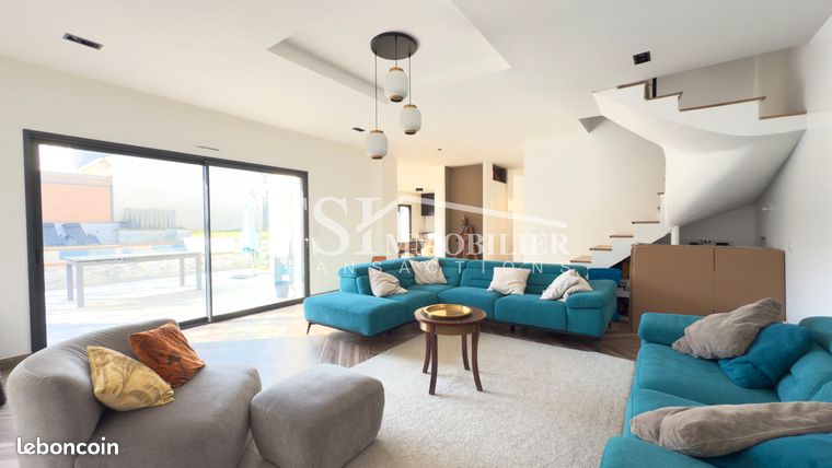 Maison 6 pièces 147 m²