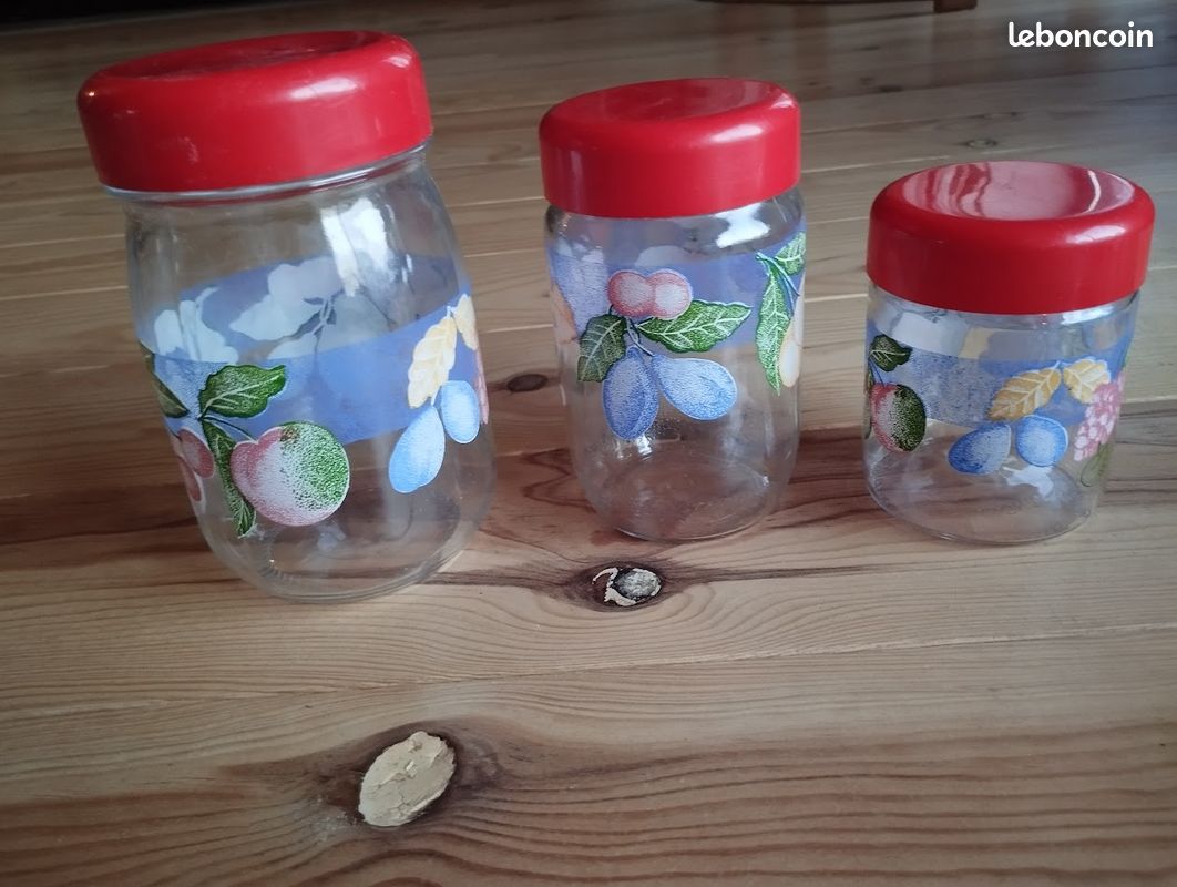 Paire de bocaux en verre et frise dorée années 70 – Zelda et Charlie