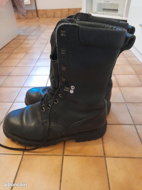 Rangers Militaires Neuves TAP Taille 41 - Style Parachutiste Commando, Cuir Noir