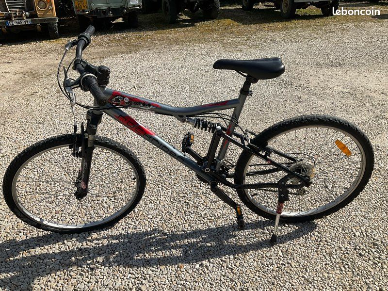 Bicycle Vtt Rockrider Prix VTT Rockrider Suspendu Vélos