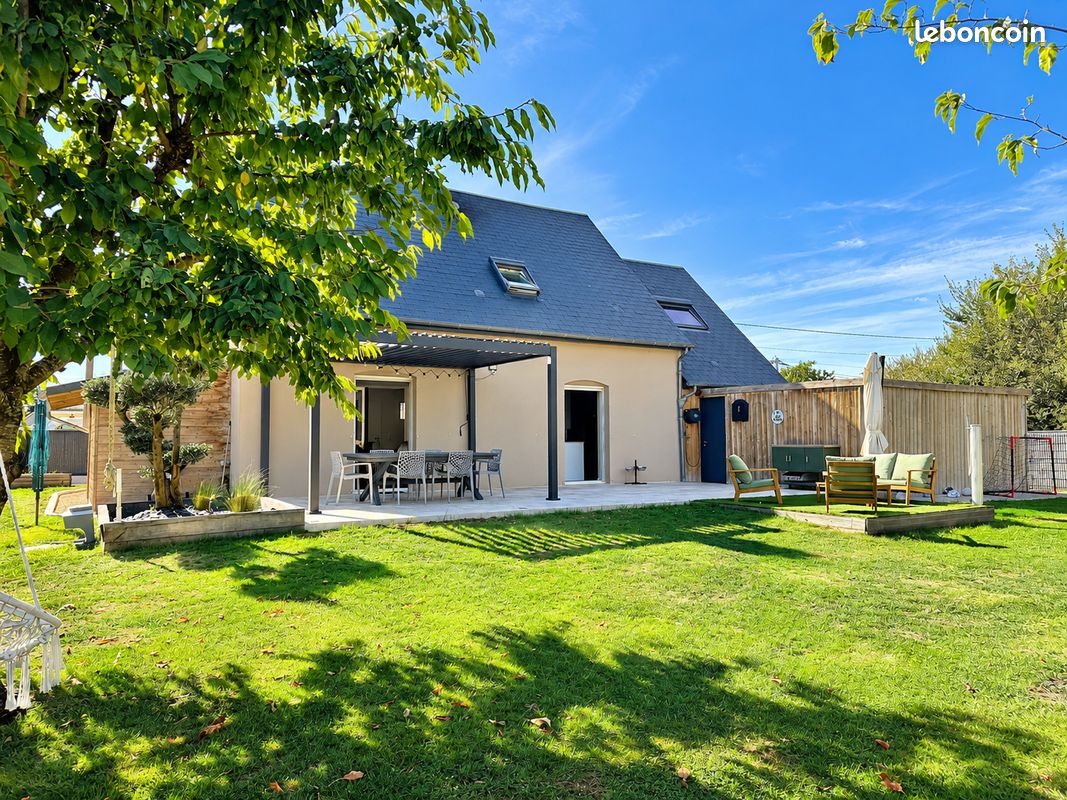 Maison 6 pièces 130 m² · à Saint-Roch · 130 m² · 378 000 €