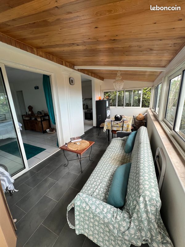 Appartement 2 pièces 45 m² · à Les Avirons · 45 m² · 800 €