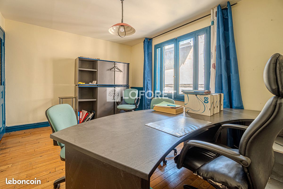 Appartement 3 pièces 47 m² · à Bourg-en-Bresse · 47 m² · 80 000 €