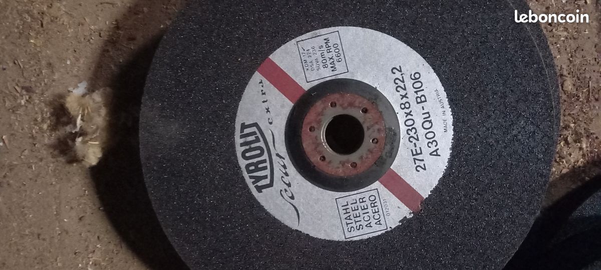 Lot 5 disques neufs tyrolit acier (image 2)