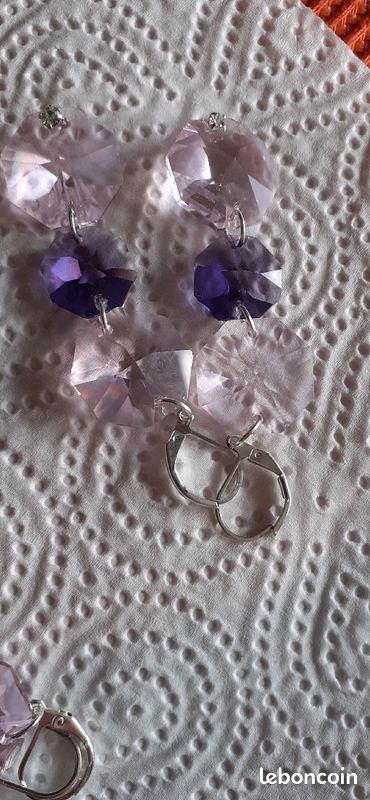Boucle oreille cristal 2 ton 4et demi cm (image 1)