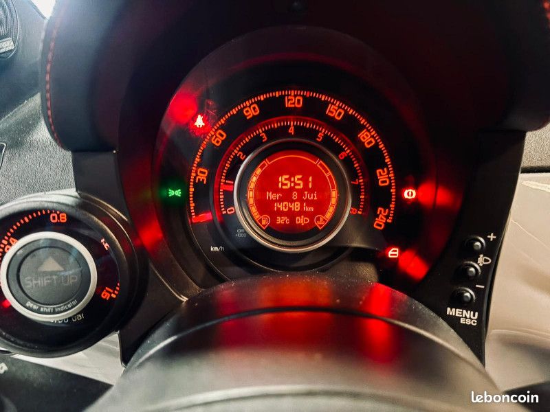Abarth 500 1.4 TURBO T-JET 135CH (image 9)