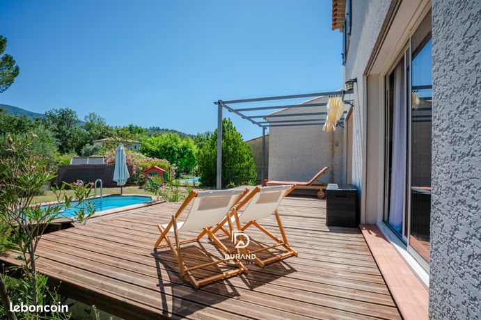 Villa 4 pièces 92 m²