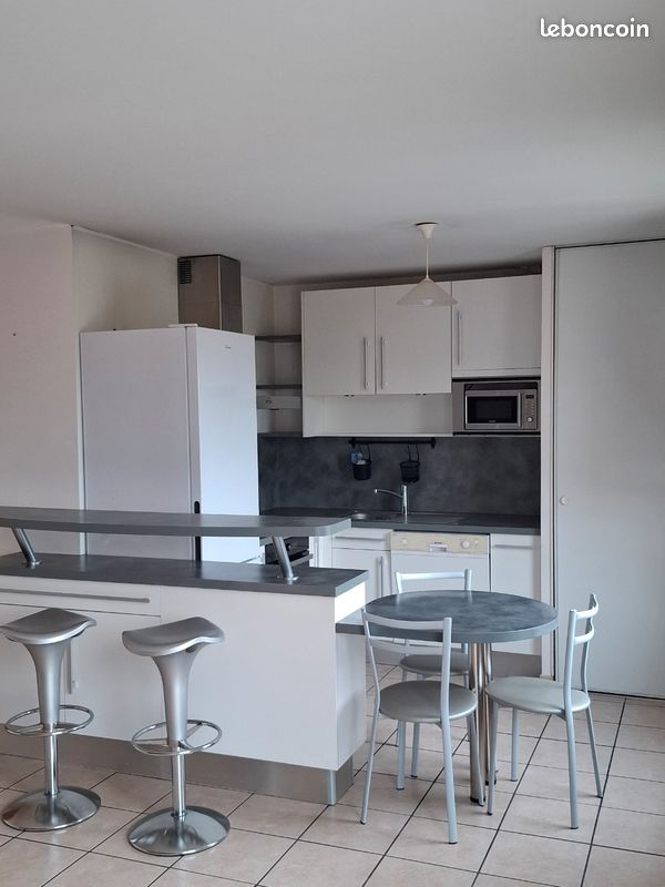 Appartement 4 pièces 83 m² · à Bron · 83 m² · 1 350 €/mois