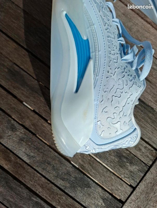Chaussure de basket Jordan (image 8)