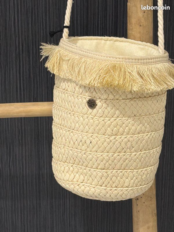 Sac seau IKKS paille (image 2)