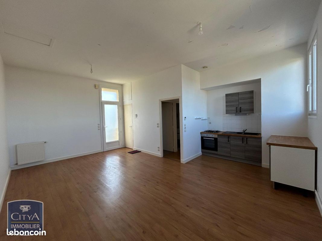 Appartement 3 pièces 57 m² · à Châtellerault · 57 m² · 485 €