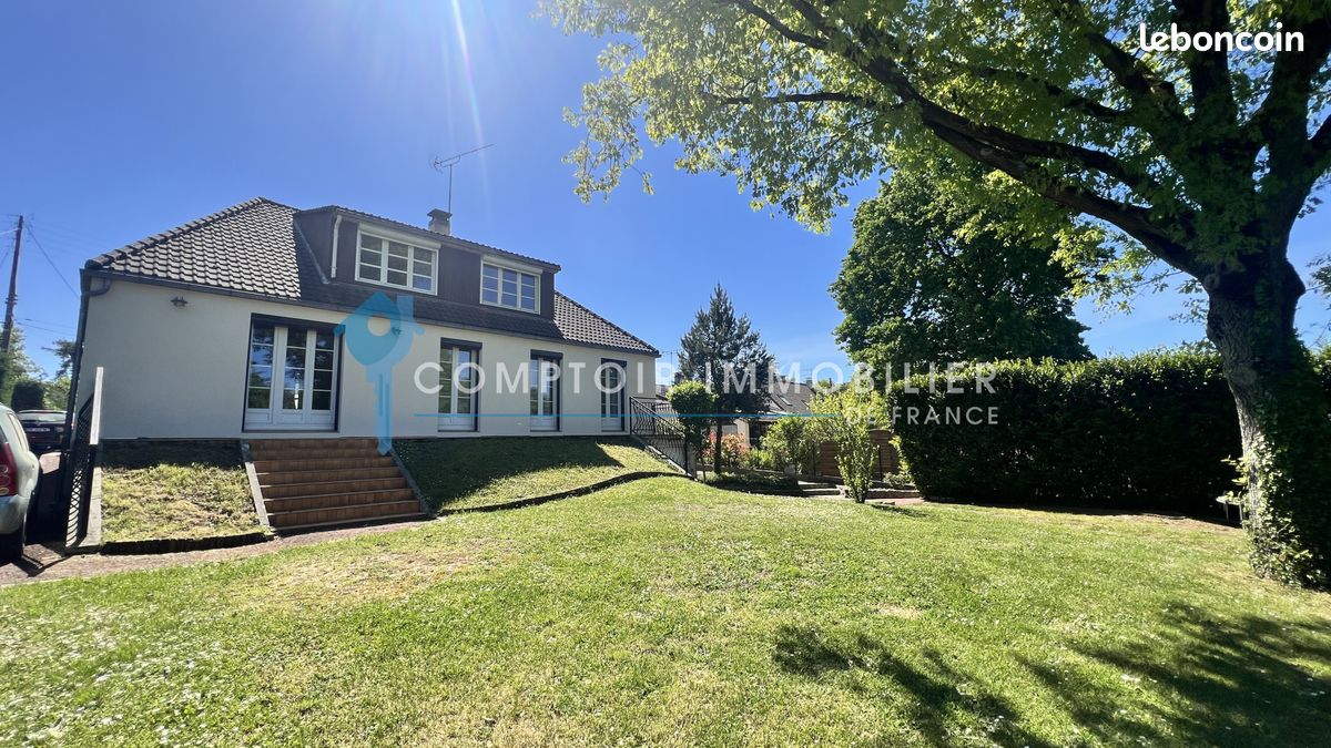 Maison 7 pièces 154 m² · à La Ferté-Alais · 154 m² · 366 000 €
