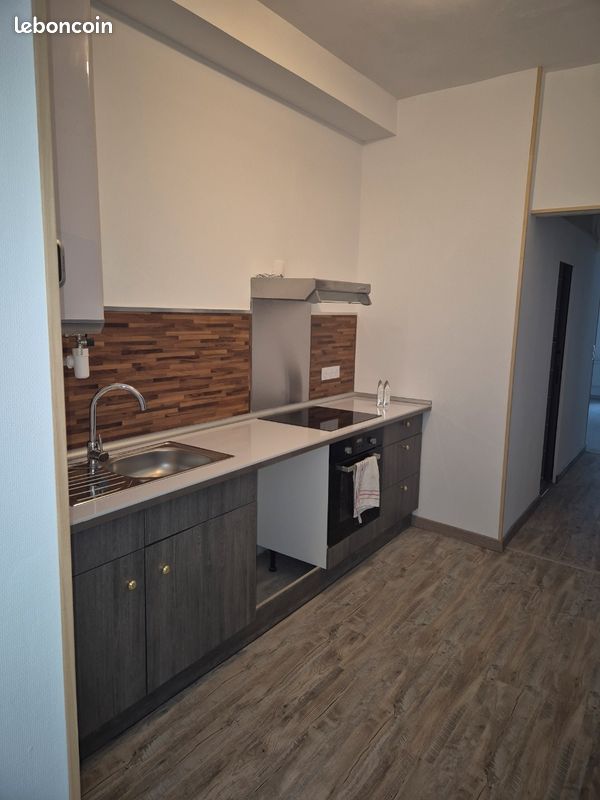 Appartement 3 pièces 77 m² · à Pau · 77 m² · 810 €