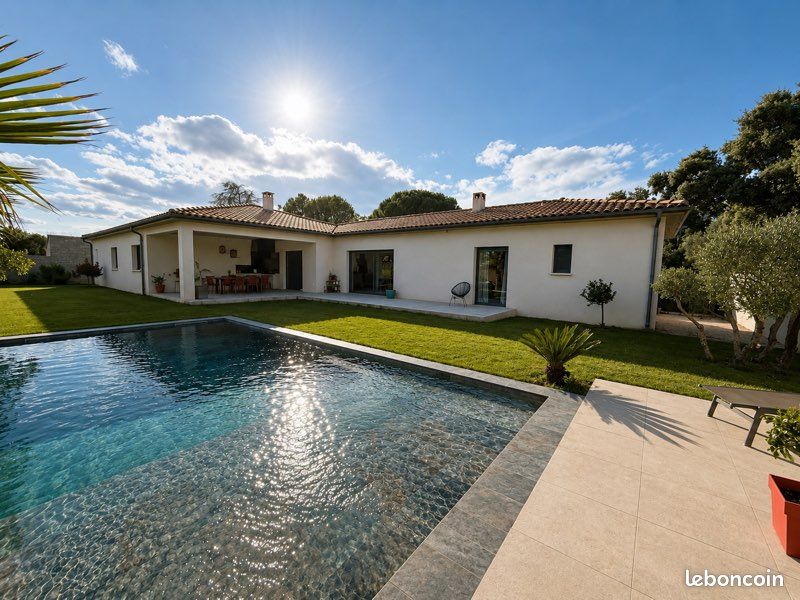 Maison 6 pièces 200 m² · à Bollène · 200 m² · 649 000 €