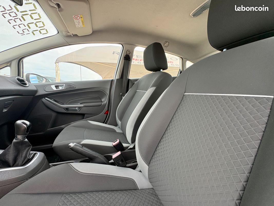 FORD FIESTA 1.5 TDCI 75 CH 04/2015 123396 KM 9990e GARANTIE 6 MOIS TOTALE POSSIBILITÉ D'EXTENSION DE GARANTIE DE 48 MOIS REPRISE / FINANCEMENT POSSIBLE (image 4)