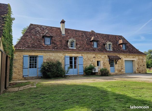 Maison 8 pièces 246 m²