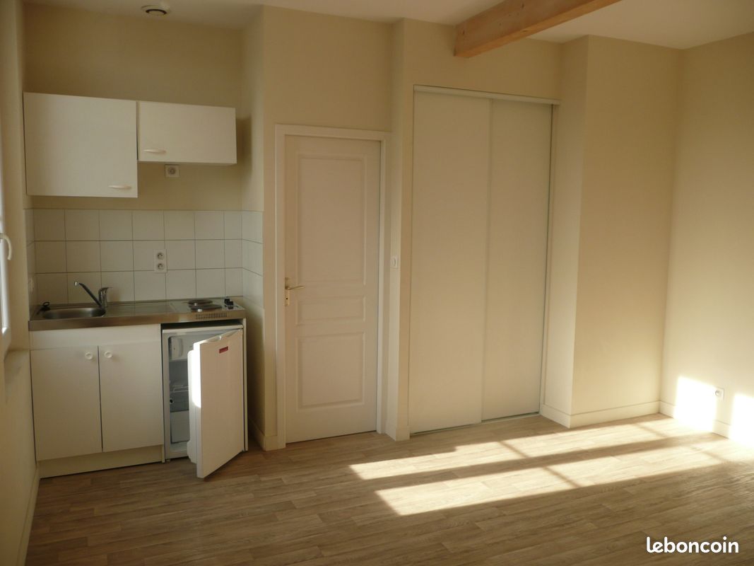 Appartement 1 pièce 26 m² · à Angoulême · 26 m² · 405 €