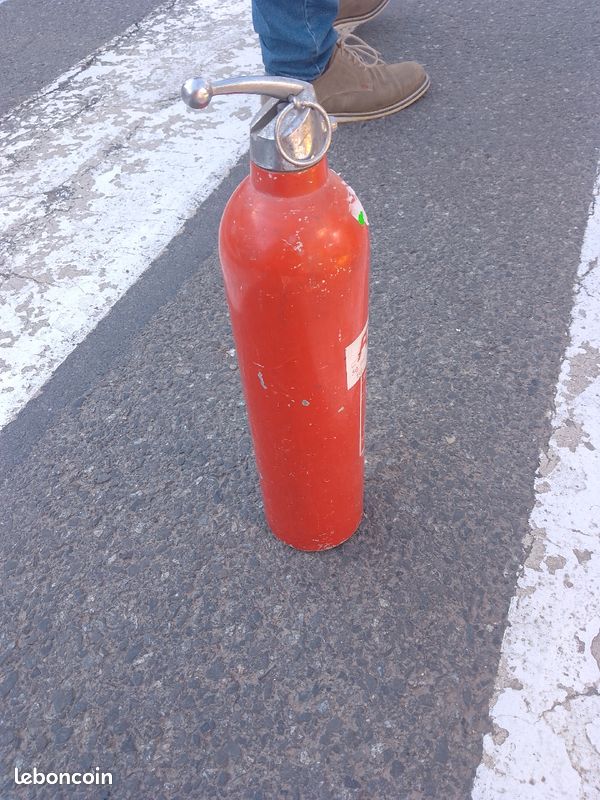 Extincteur (image 2)