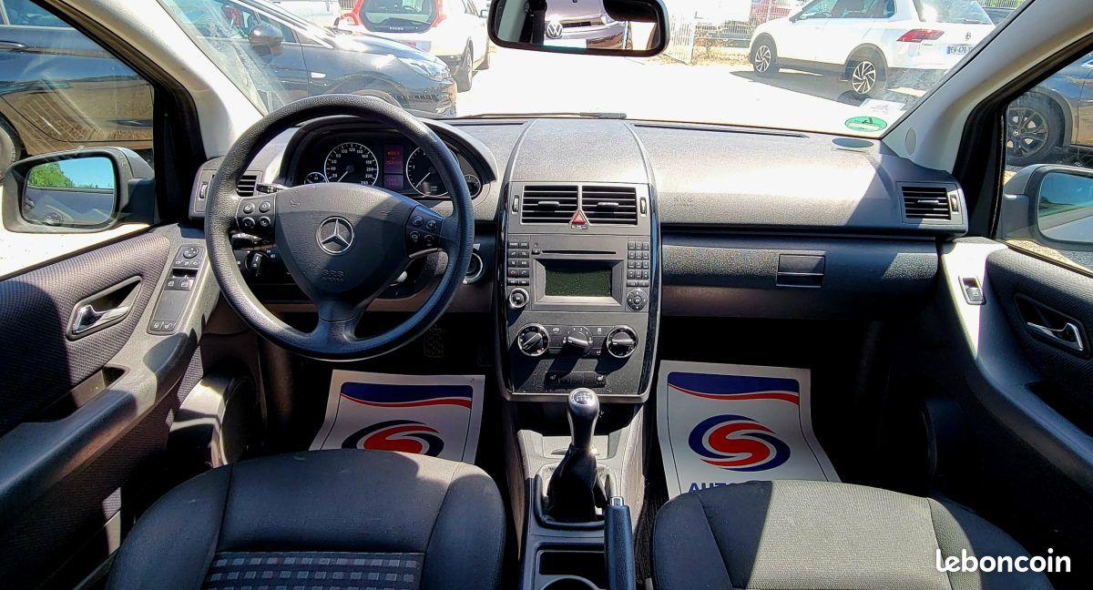 Mercedes benz classe a 180 cdi 2010 (image 12)