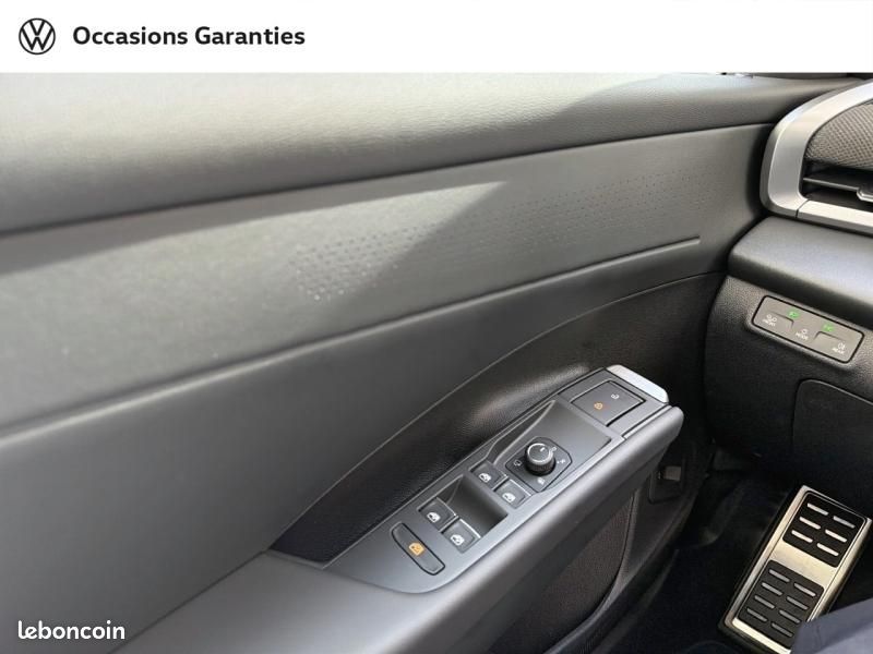 Volkswagen T-Roc 1.5 eTSI 150ch R-Line DSG7 (image 25)
