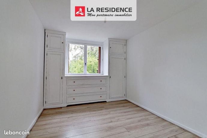 Appartement a louer saint-ouen-l'aumone - 5 pièce(s) - 94 m2 - Surfyn