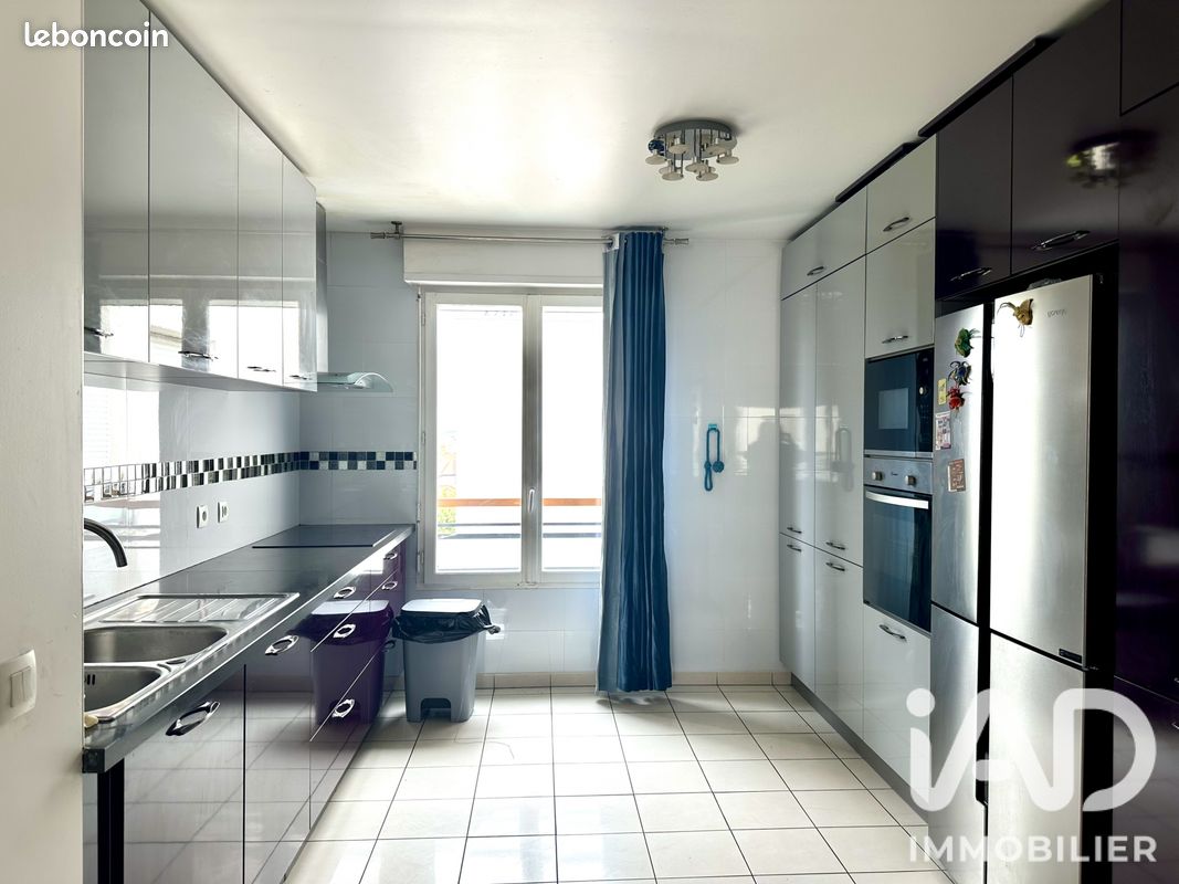 Appartement 5 pièces 105 m² · à Vitry-sur-Seine · 105 m² · 2 000 €/mois