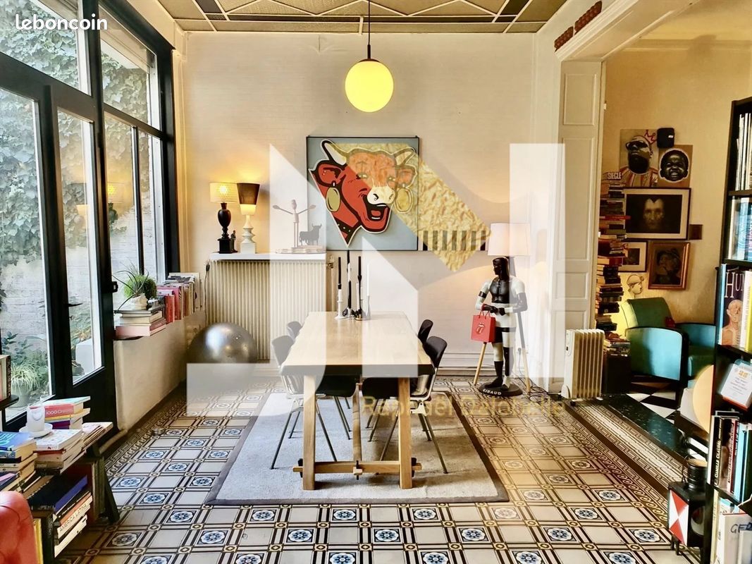 Maison 9 pièces 243 m² · à Valenciennes · 243 m² · 512 000 €