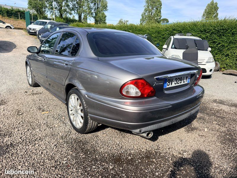 Jaguar X-TYP 2.0 D 130 CH (image 3)