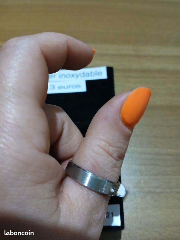 Bague en acier inoxydable neuf taille 21 (image 3)