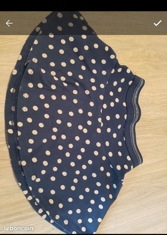 Mini jupe bleu marine et blanc cassé Okaidi (image 1)