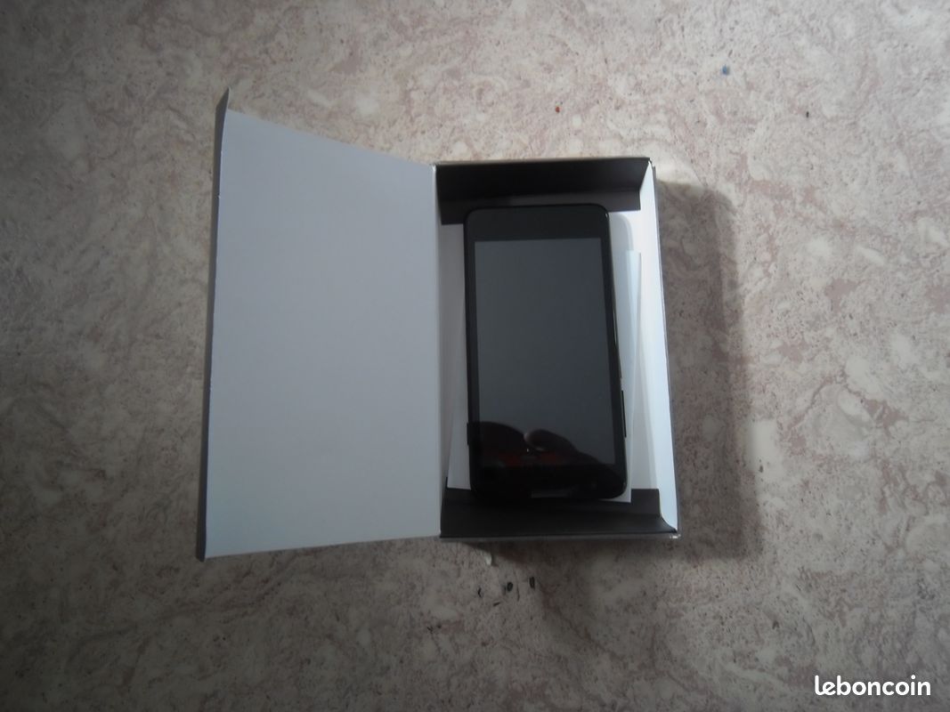 Logicom Smartphone 4G (image 4)