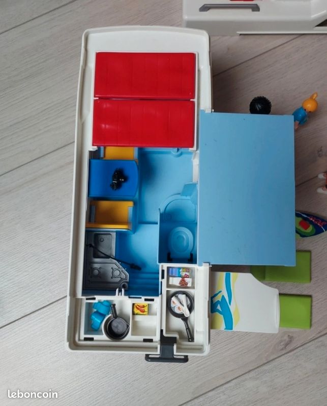 Playmobil camping car (image 2)