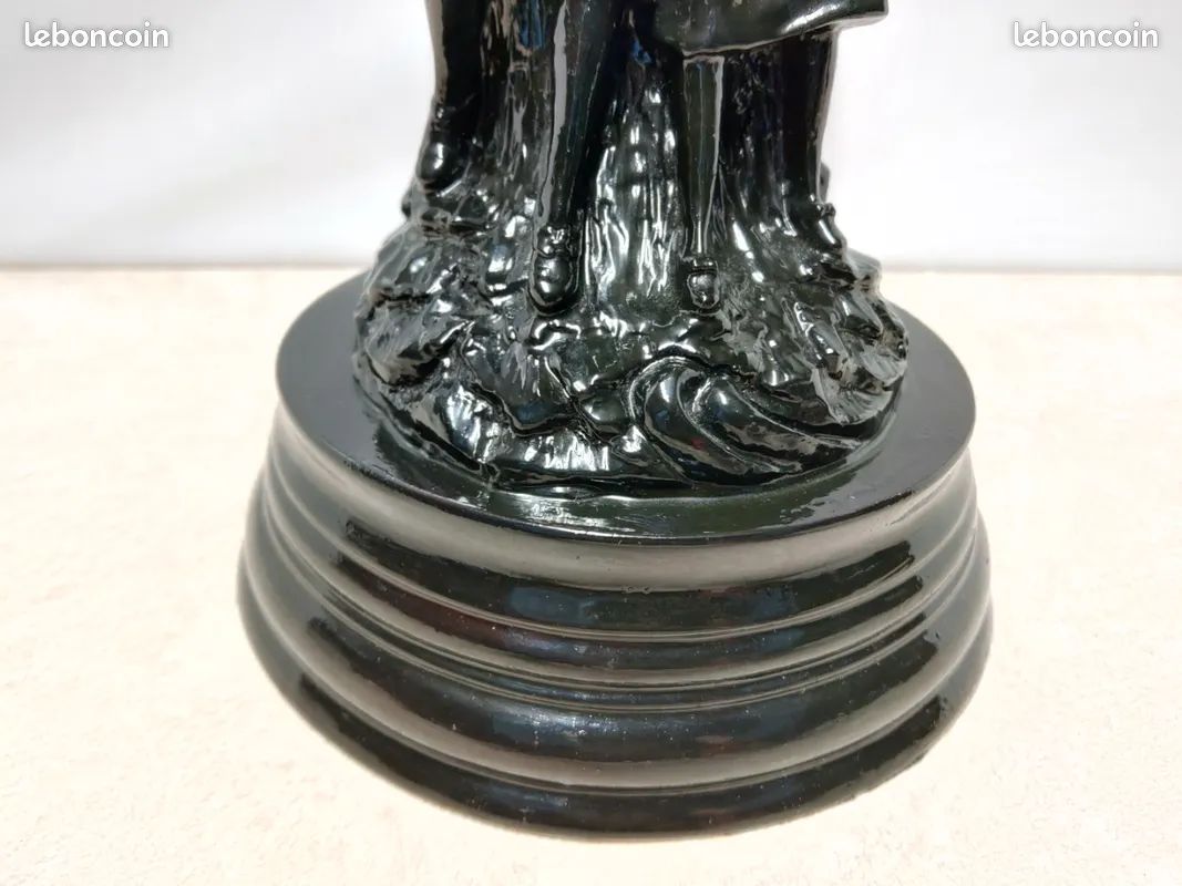 Statue couple amoureux (image 4)