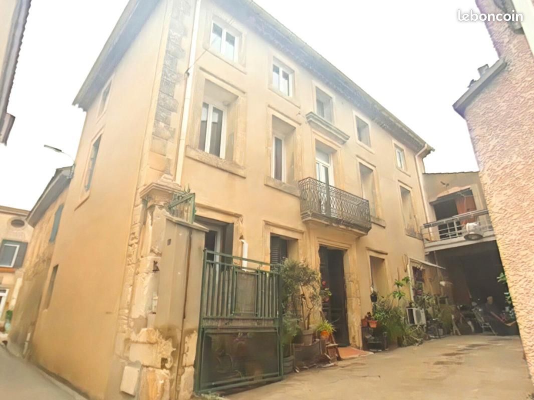 Maison 9 pièces 220 m² · à Raissac-d'Aude · 220 m² · 160 000 €