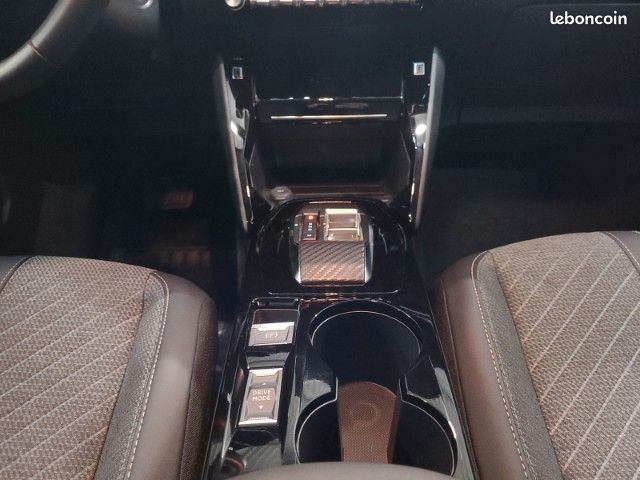 Peugeot 208 Hybrid 100 e-DCS6 Allure 5P (image 11)
