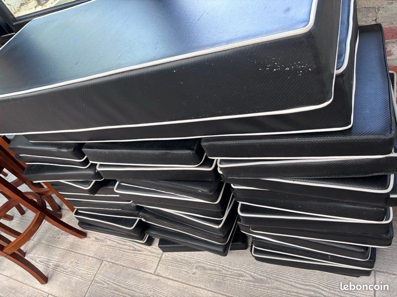 Lot coussins banquette (image 2)