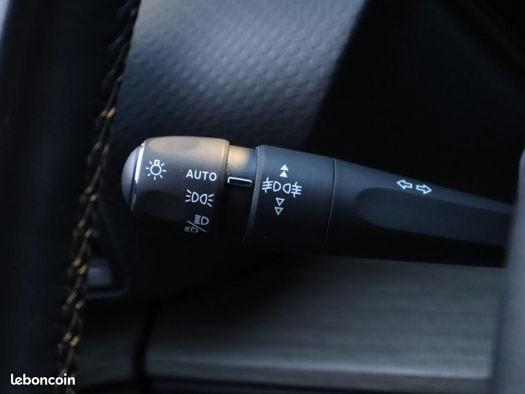 Citroën C5 X Hybride Rechargeable 225 S&S e-EAT8 Shine Pack (image 28)