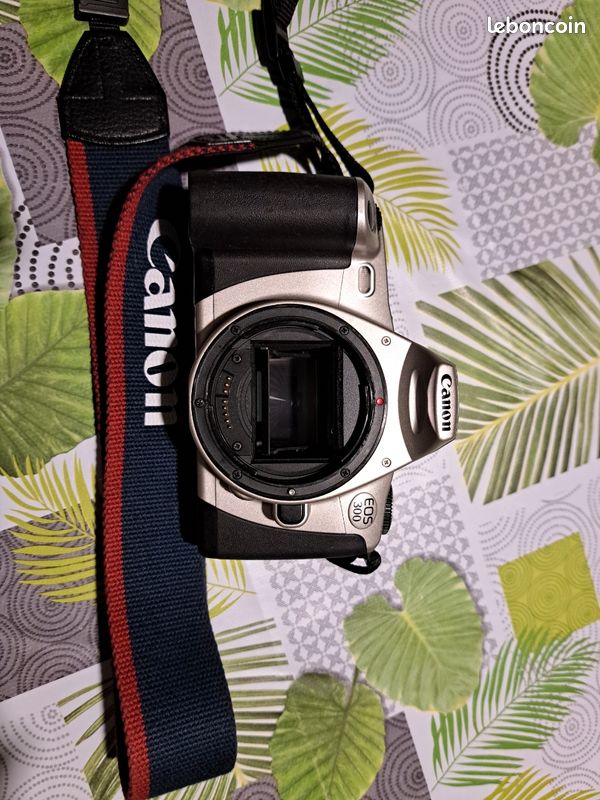 Canon EOS 300 Revue : Joyau argentique d'occasion pour 2026
