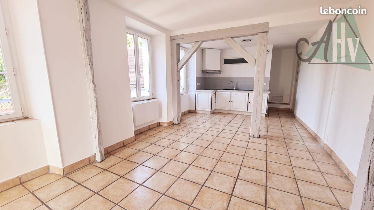 Appartement 2 pièces 37 m² · à Sainte-Colombe · 37 m² · 590 €/mois