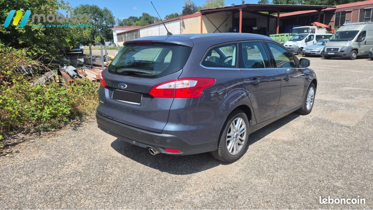 Ford Focus (break) (image 3)