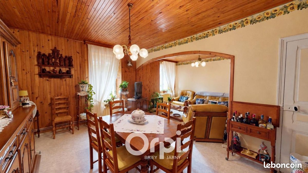Appartement 4 pièces 77 m² · à Val de Briey · 77 m² · 69 000 €