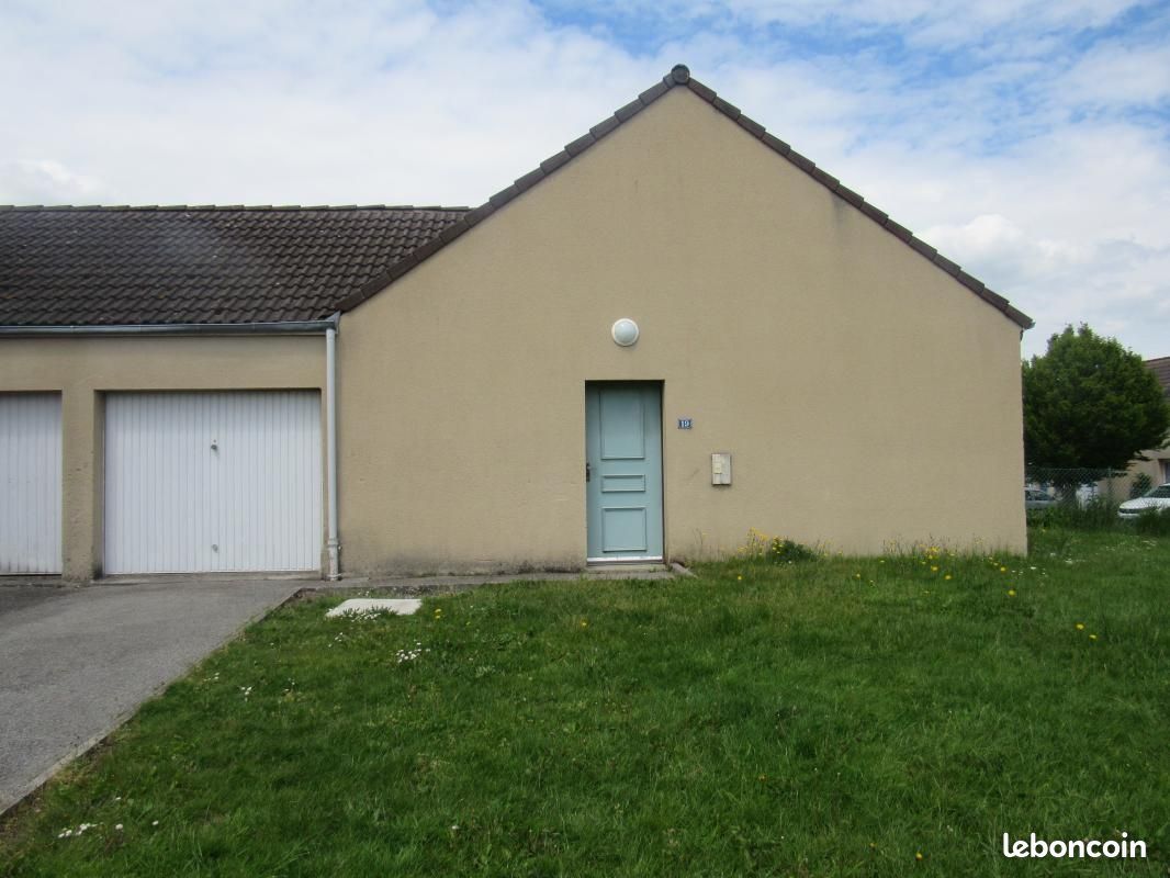 Maison 4 pièces 86 m² · à Sainte-Gauburge-Sainte-Colombe · 86 m² · 553 €