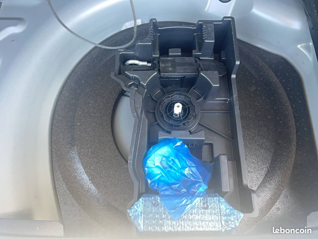 DS DS7 Crossback BlueHDi 130 EAT8 Bastille+ (image 13)