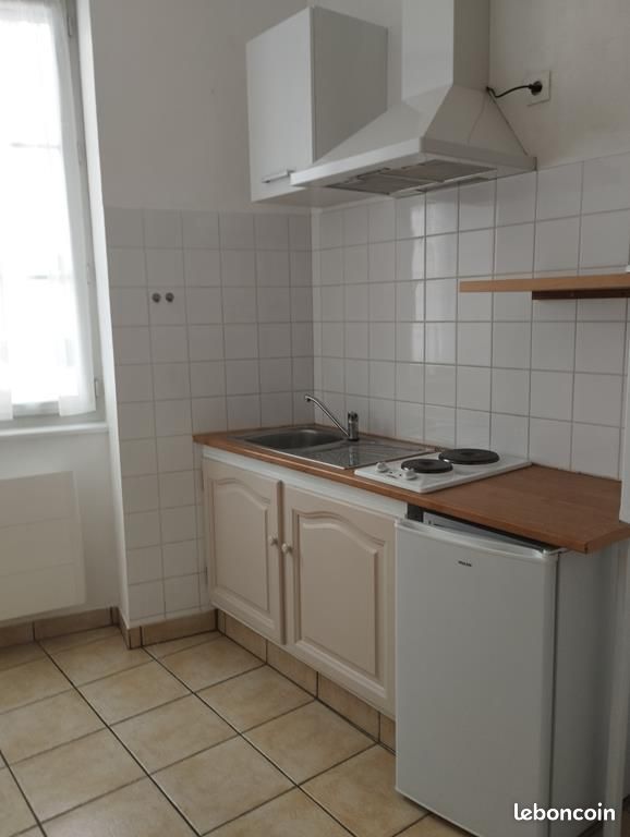 Appartement 1 pièce 11 m² · à Périgueux · 10,5 m² · 295 €