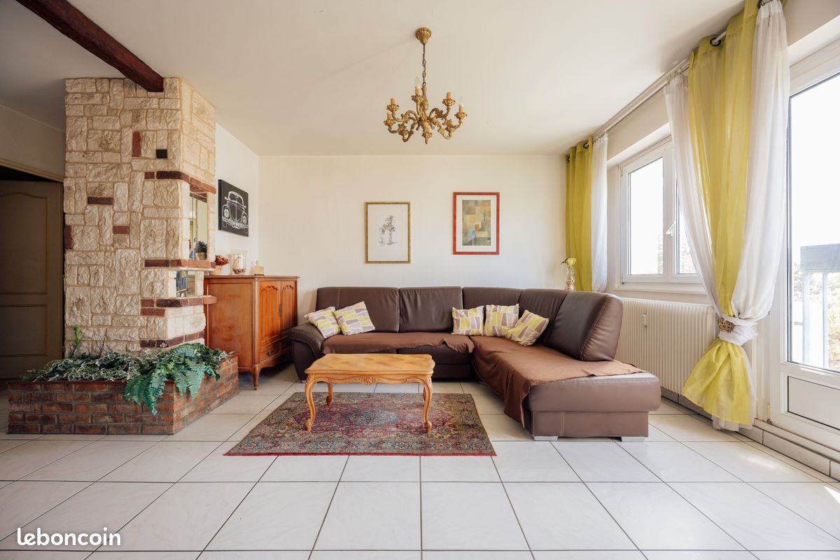 Appartement 6 pièces 102 m² · à Hoenheim · 102 m² · 198 000 €