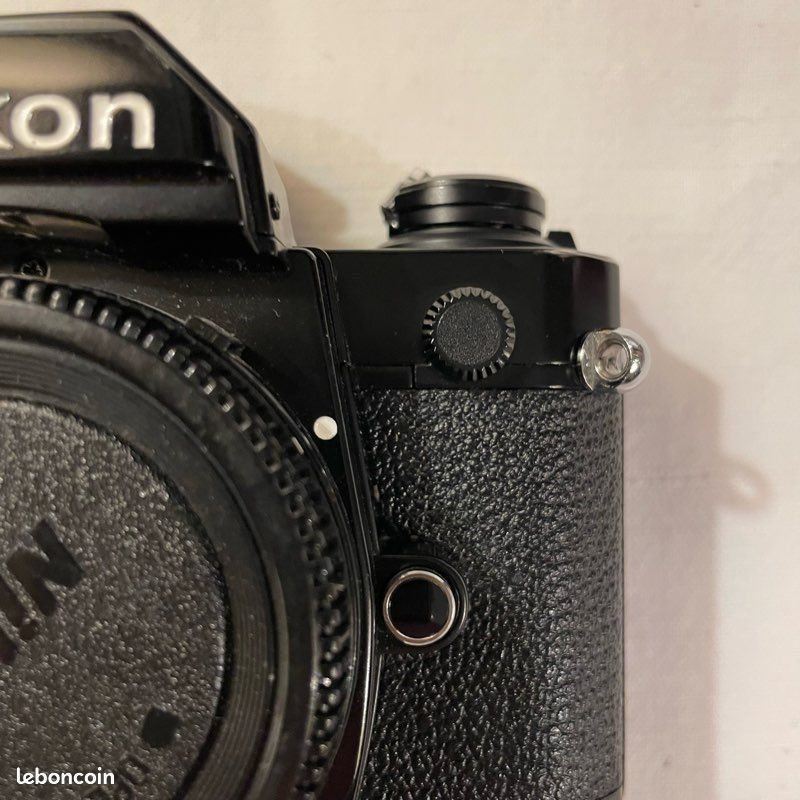 Presque comme neuf] Boîtier pour appareil photo reflex argentique