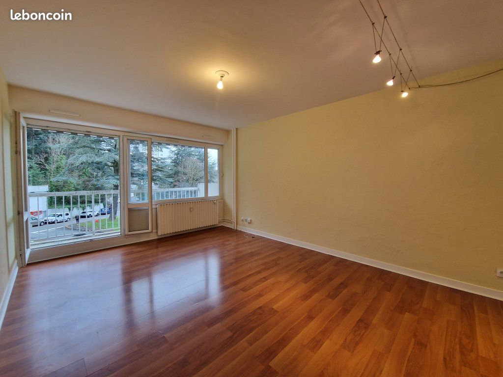 Appartement 3 pièces 67 m² · à Saint-Étienne · 67 m² · 695 €/mois