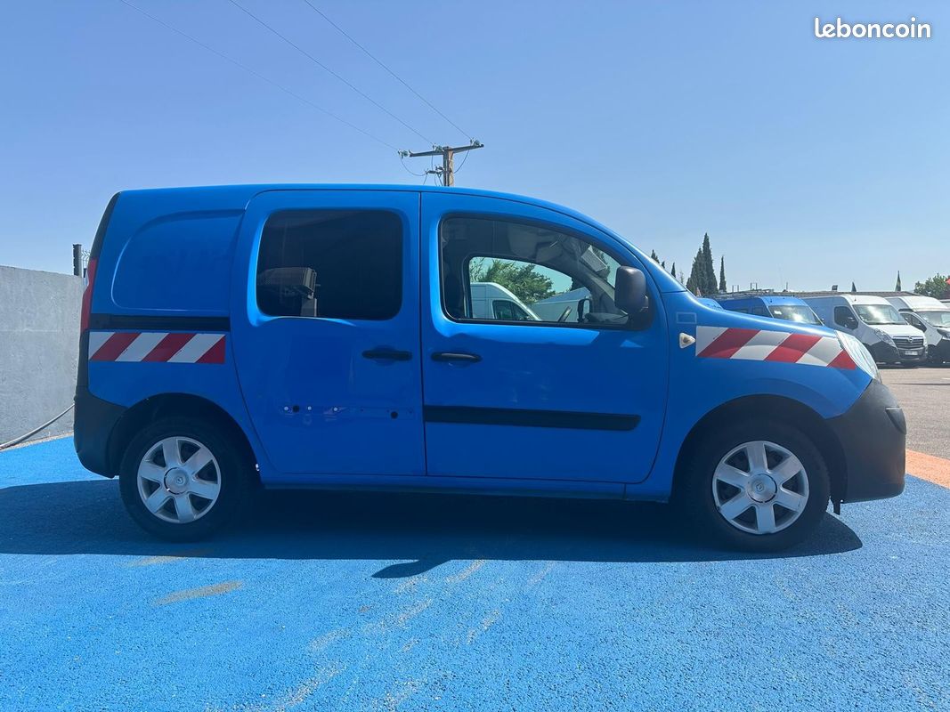Renault Kangoo Break /Express / RENAULT KANGOO EXPRESS - L1 1.5 DCI 70 ECO2 GENERIQUE (image 13)
