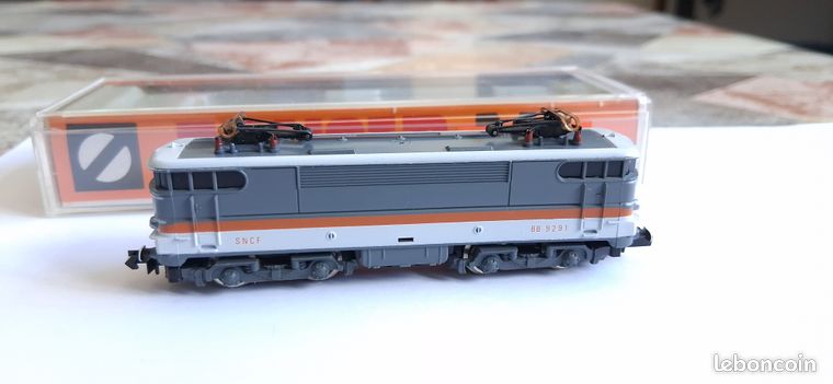 Piko Electric locomotive BB 825613 IIe-de-France, SNCF (94207