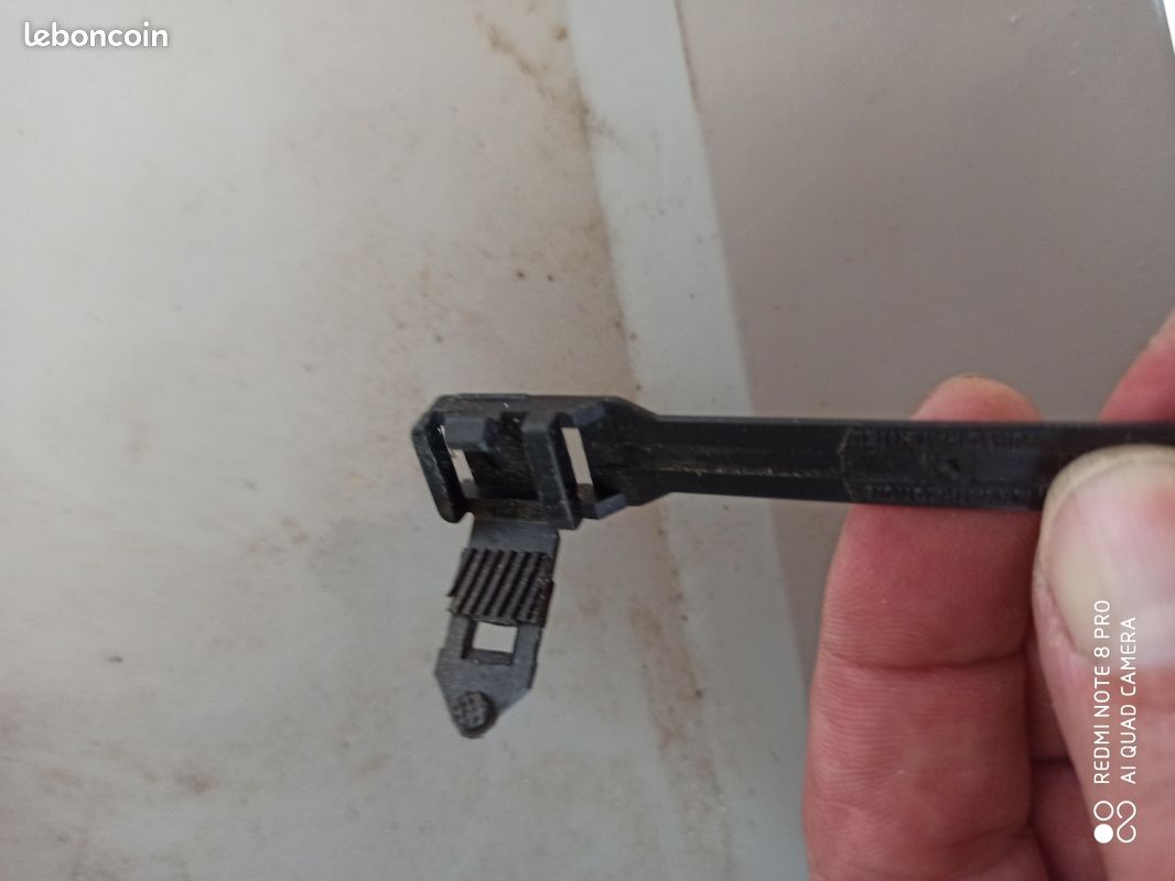 Collier de serrage réutilisable (image 3)